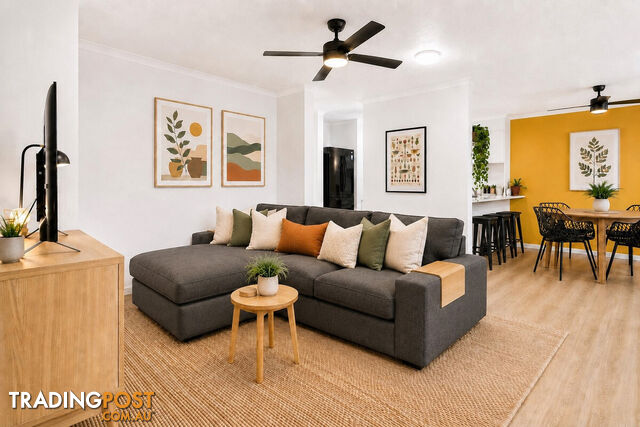 6/25 Brighton Street BIGGERA WATERS QLD 4216 - photo 3 of 22