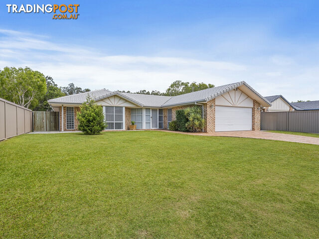 25 Lakeshore Drive HELENSVALE QLD 4212