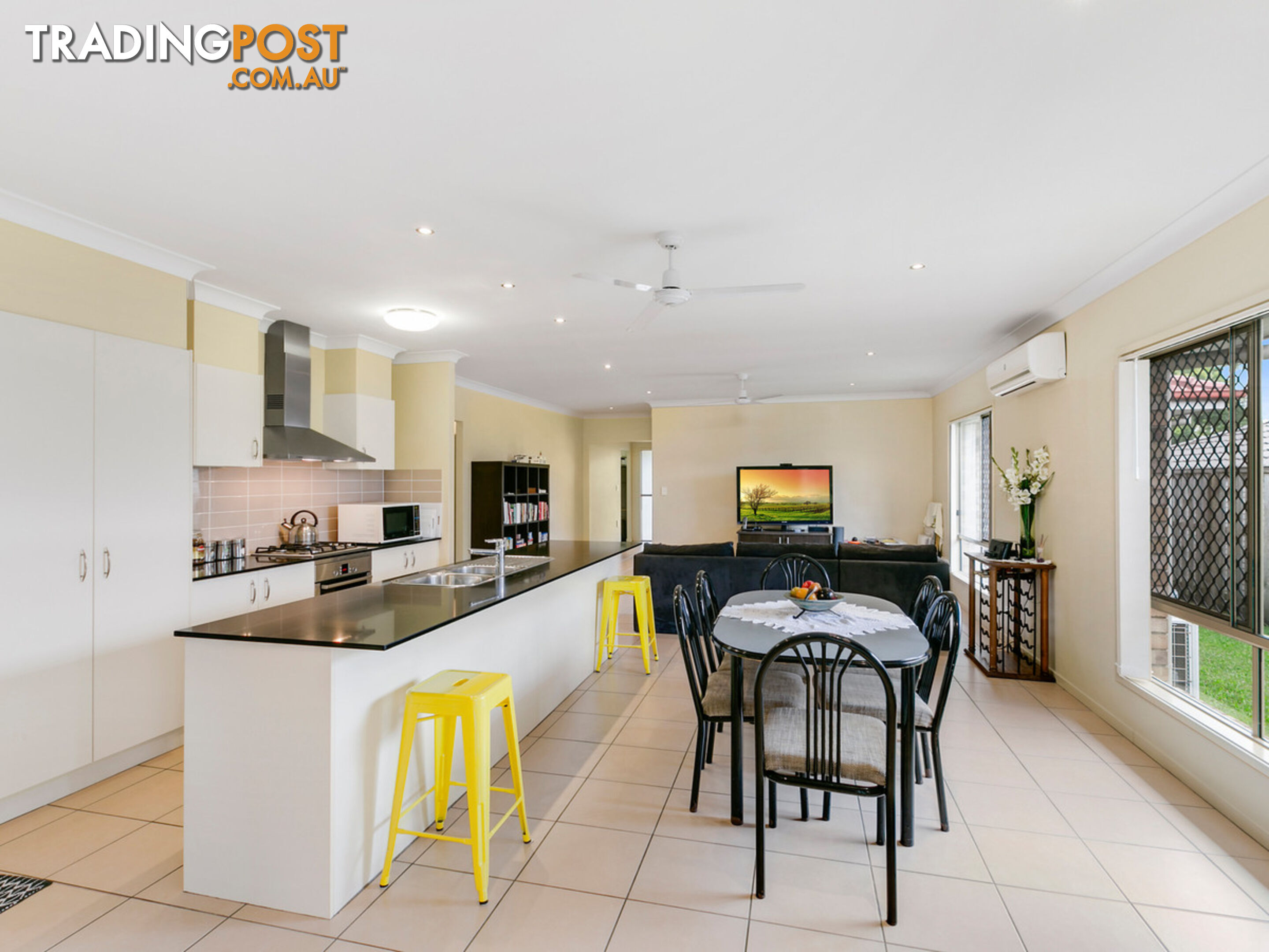 14 Kadie Place PACIFIC PINES QLD 4211