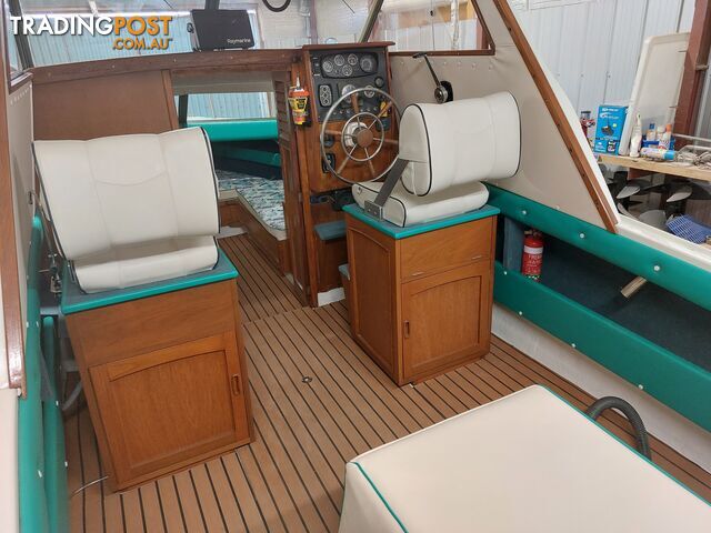 CABIN CRUISER 21ft