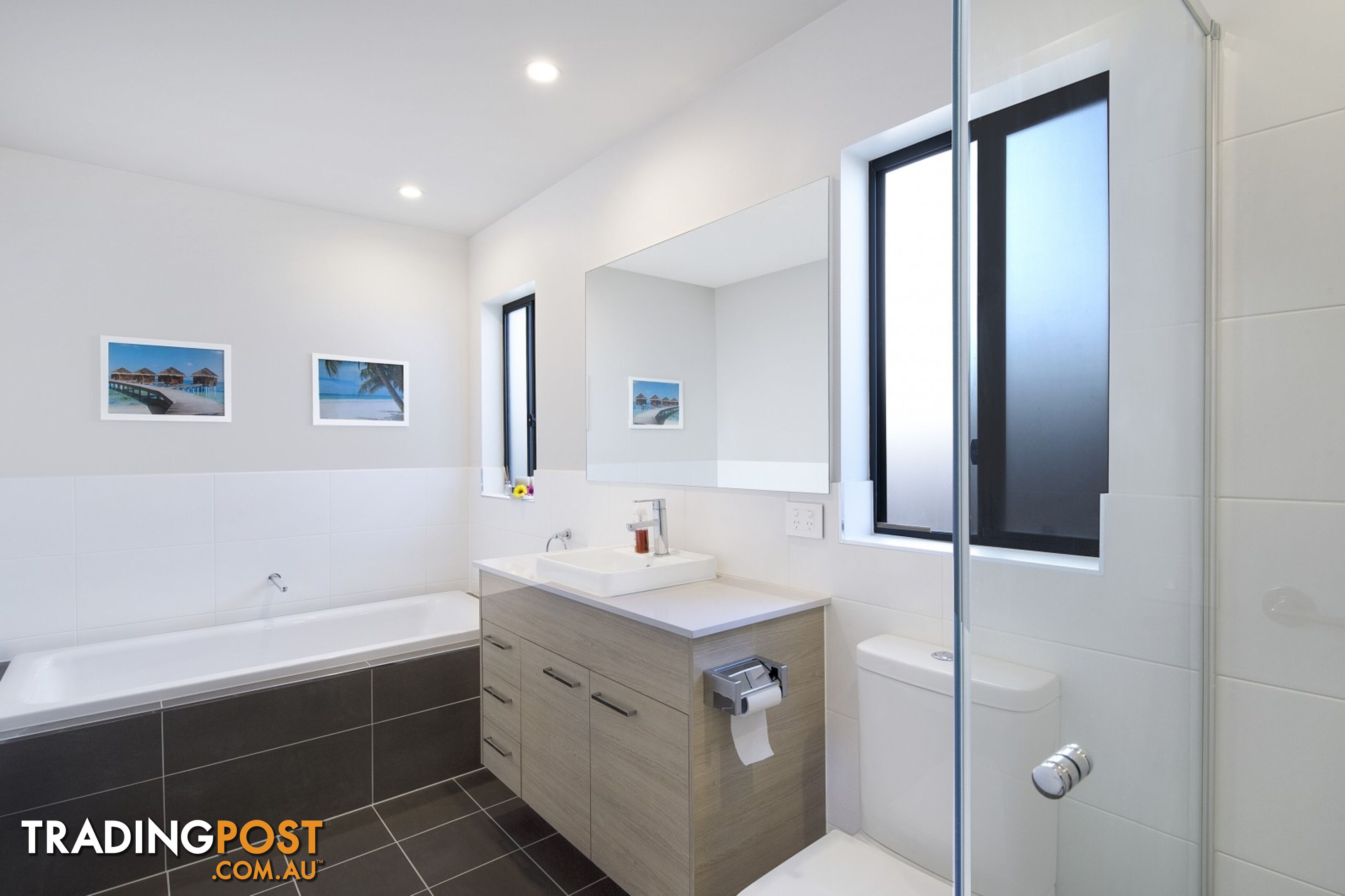 3 Downing Way GLEDSWOOD HILLS NSW 2557