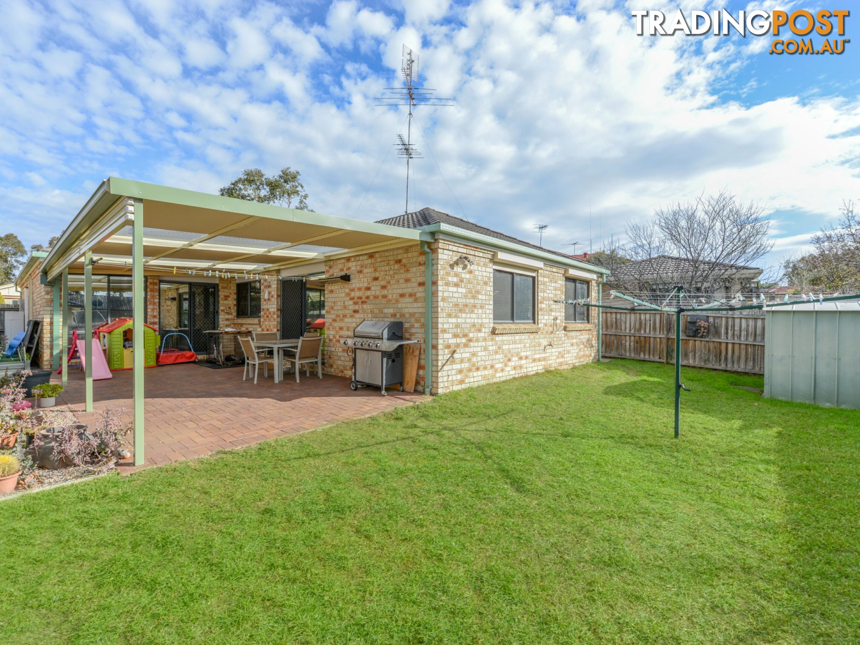 32 Gungarlin Drive HORNINGSEA PARK NSW 2171