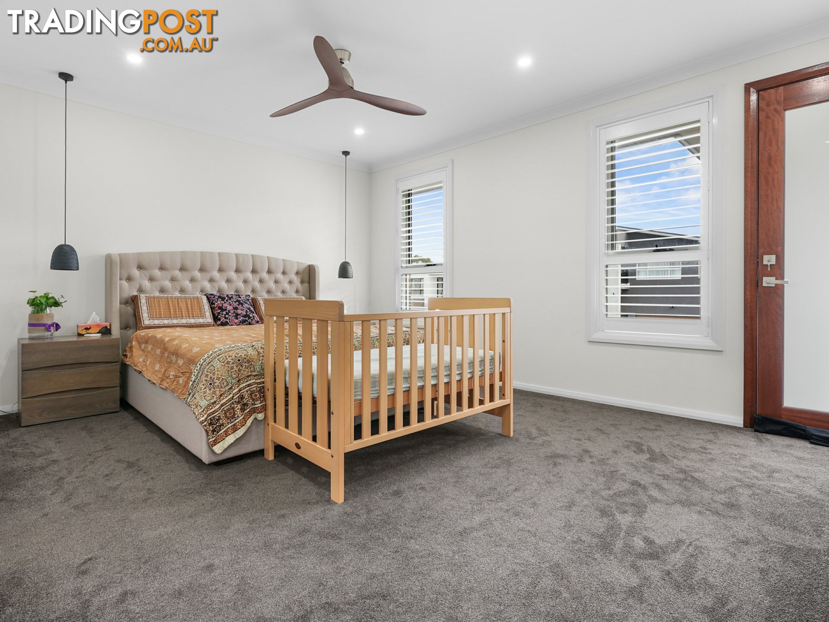 8 Chinnoks Avenue CAMPBELLTOWN NSW 2560