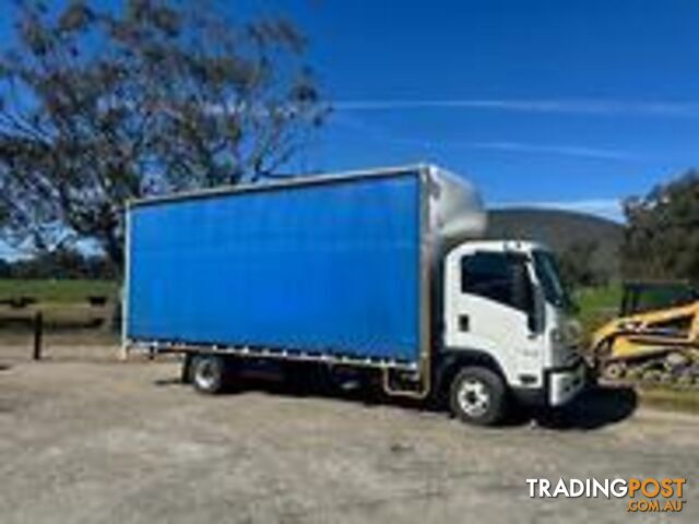 2022 Isuzu FRR 110-240 Curtainsider Truck