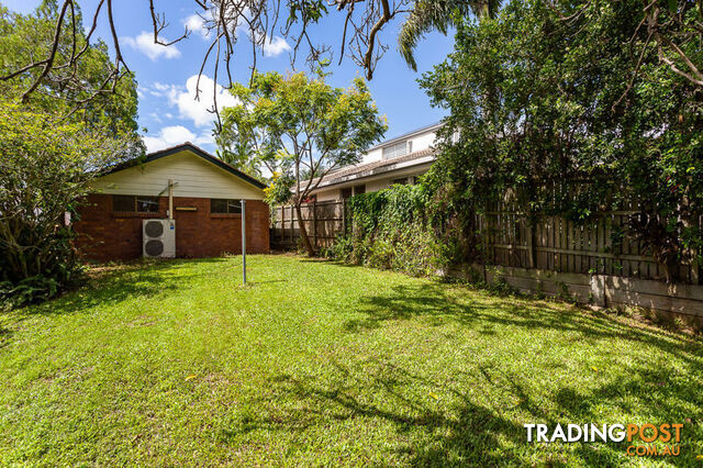 10 Doncaster Street HENDRA QLD 4011