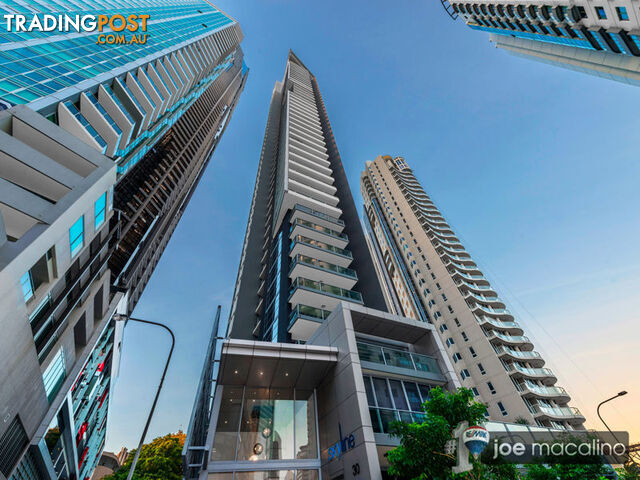 30 Macrossan St BRISBANE CITY QLD 4000