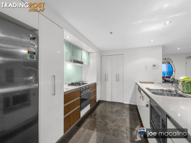 30 Macrossan St BRISBANE CITY QLD 4000