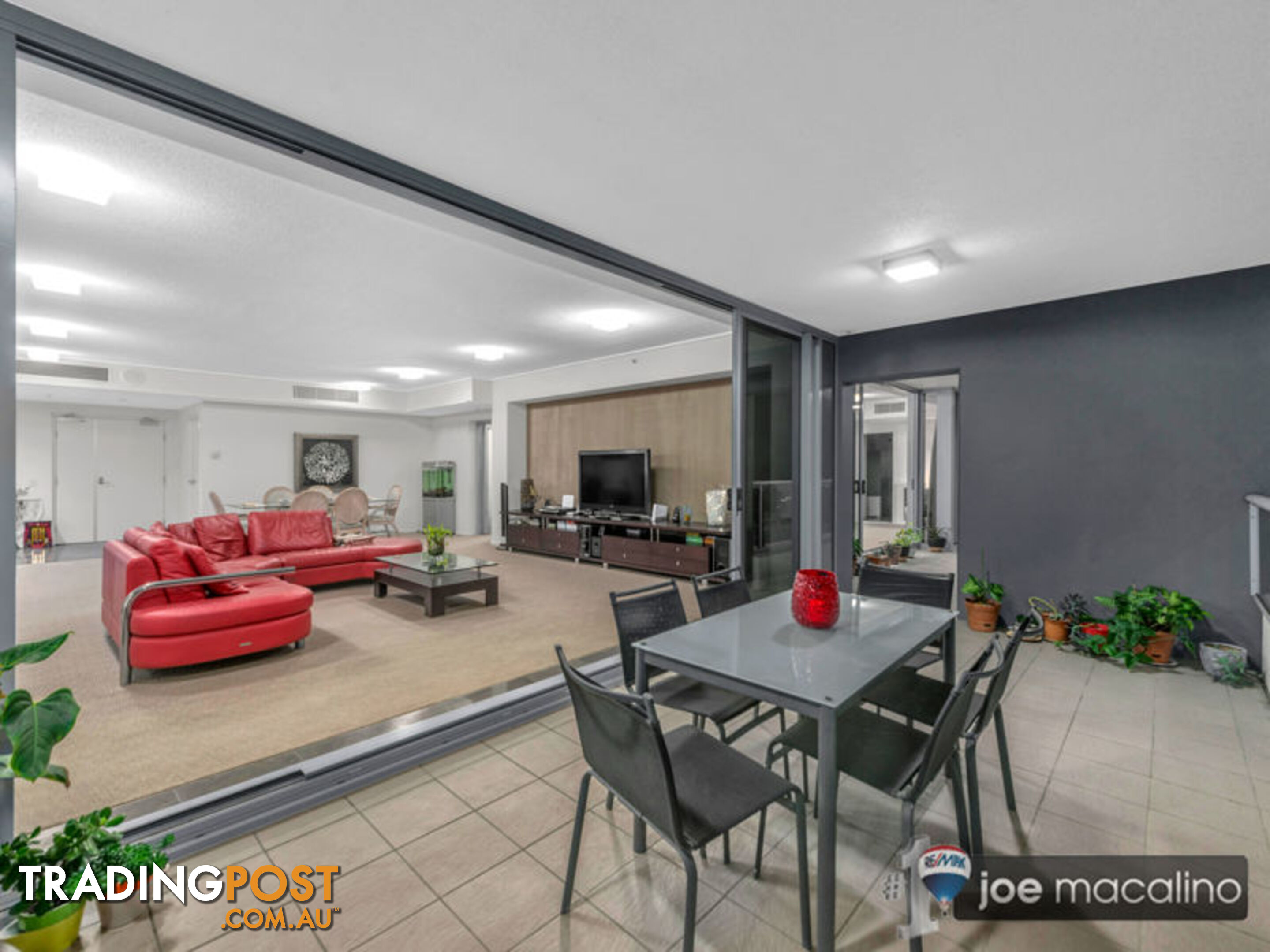 30 Macrossan St BRISBANE CITY QLD 4000