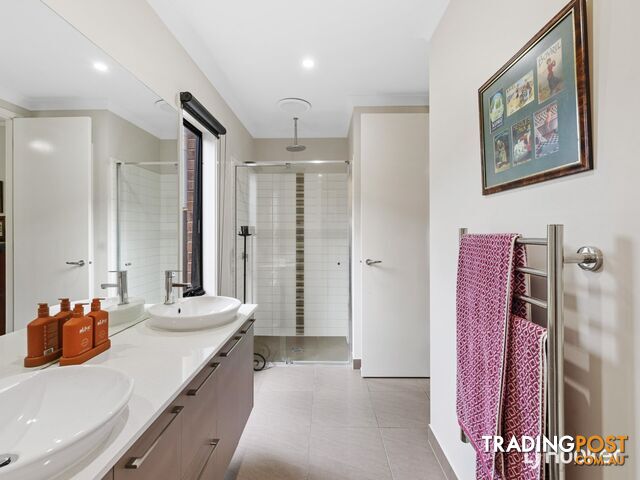 3 Goodenia Place INVERLOCH VIC 3996