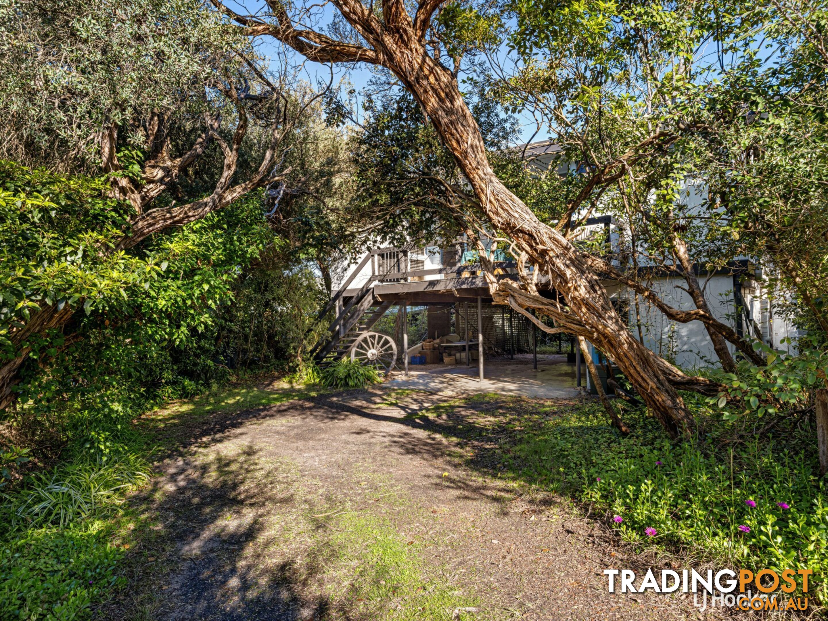 54 Surf Parade INVERLOCH VIC 3996