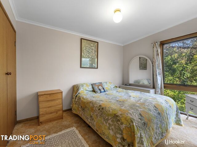 54 Surf Parade INVERLOCH VIC 3996