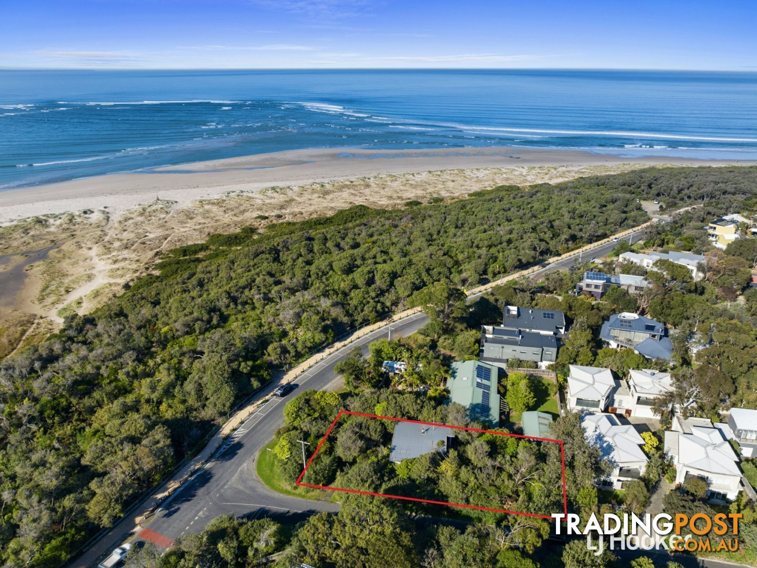 54 Surf Parade INVERLOCH VIC 3996