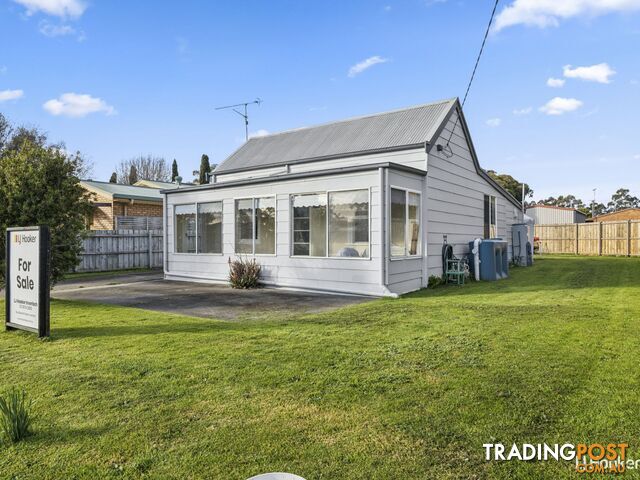 11a Henry Street East NORTH WONTHAGGI VIC 3995