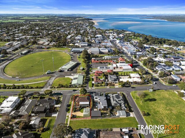 41 Sandy Mount Avenue INVERLOCH VIC 3996