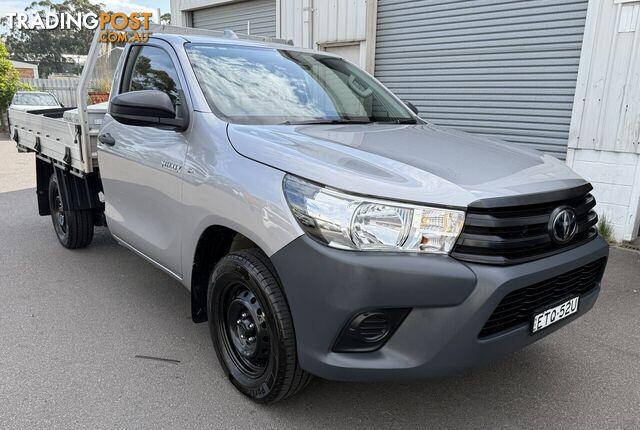 2022 TOYOTA HILUX WORKMATE 4X2 TGN121R CAB CHASSIS