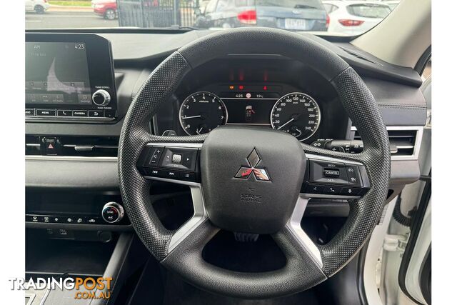 2023 MITSUBISHI OUTLANDER ES ZM SUV