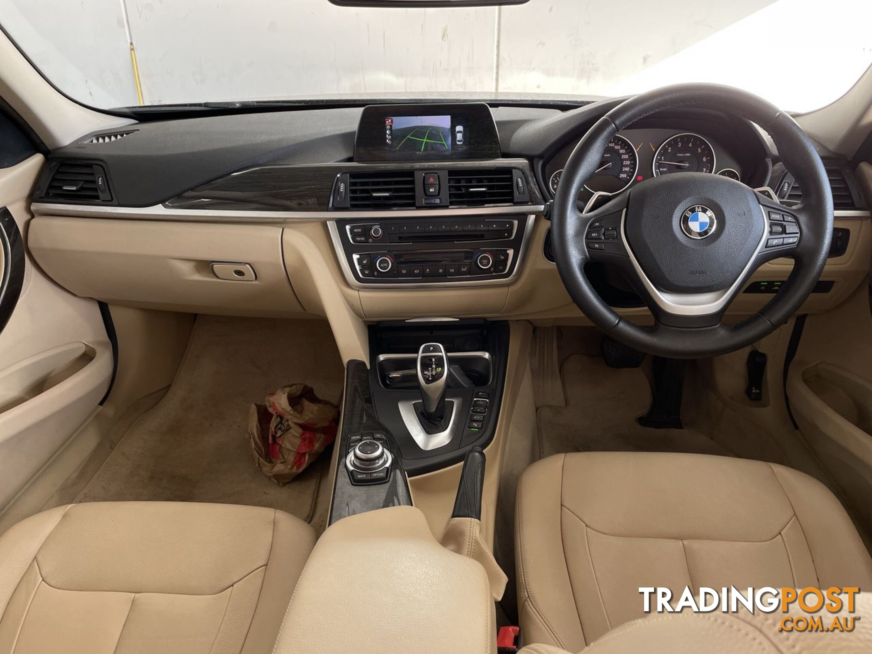 2015 BMW 3 Series 320i F30 Automatic - 8 Speed Sedan