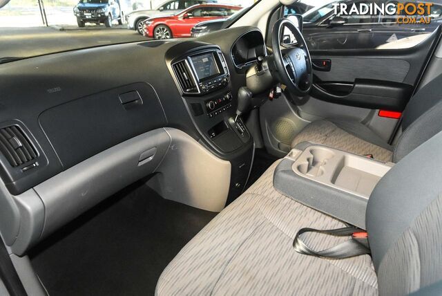 2017 HYUNDAI ILOAD  TQ3-V Series II VAN - photo 5 of 18