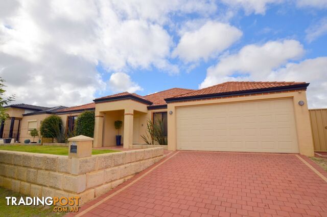 21 Tantallon Bend St Darch WA 6065