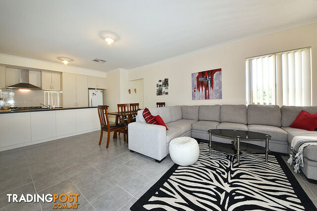 1 23 Floresta St Sinagra WA 6065