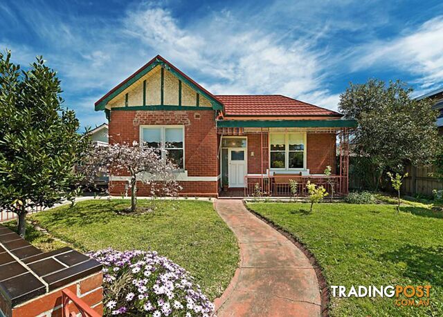 39 Grice Crescent Essendon VIC 3040