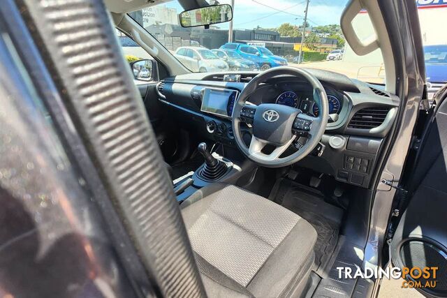 2020 TOYOTA HILUX WORKMATE 4X2 TGN121R CAB CHASSIS - photo 5 of 18