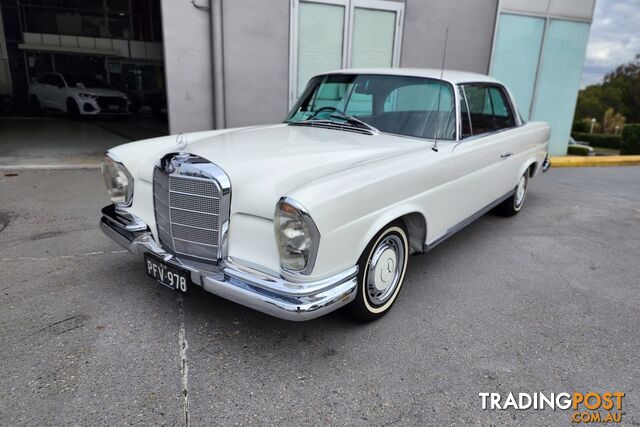 1968 MERCEDES-BENZ 280 SE W111 COUPE