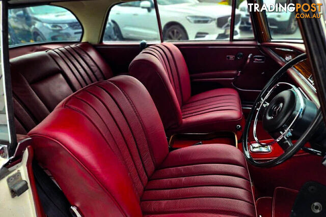 1968 MERCEDES-BENZ 280 SE W111 COUPE - photo 5 of 38