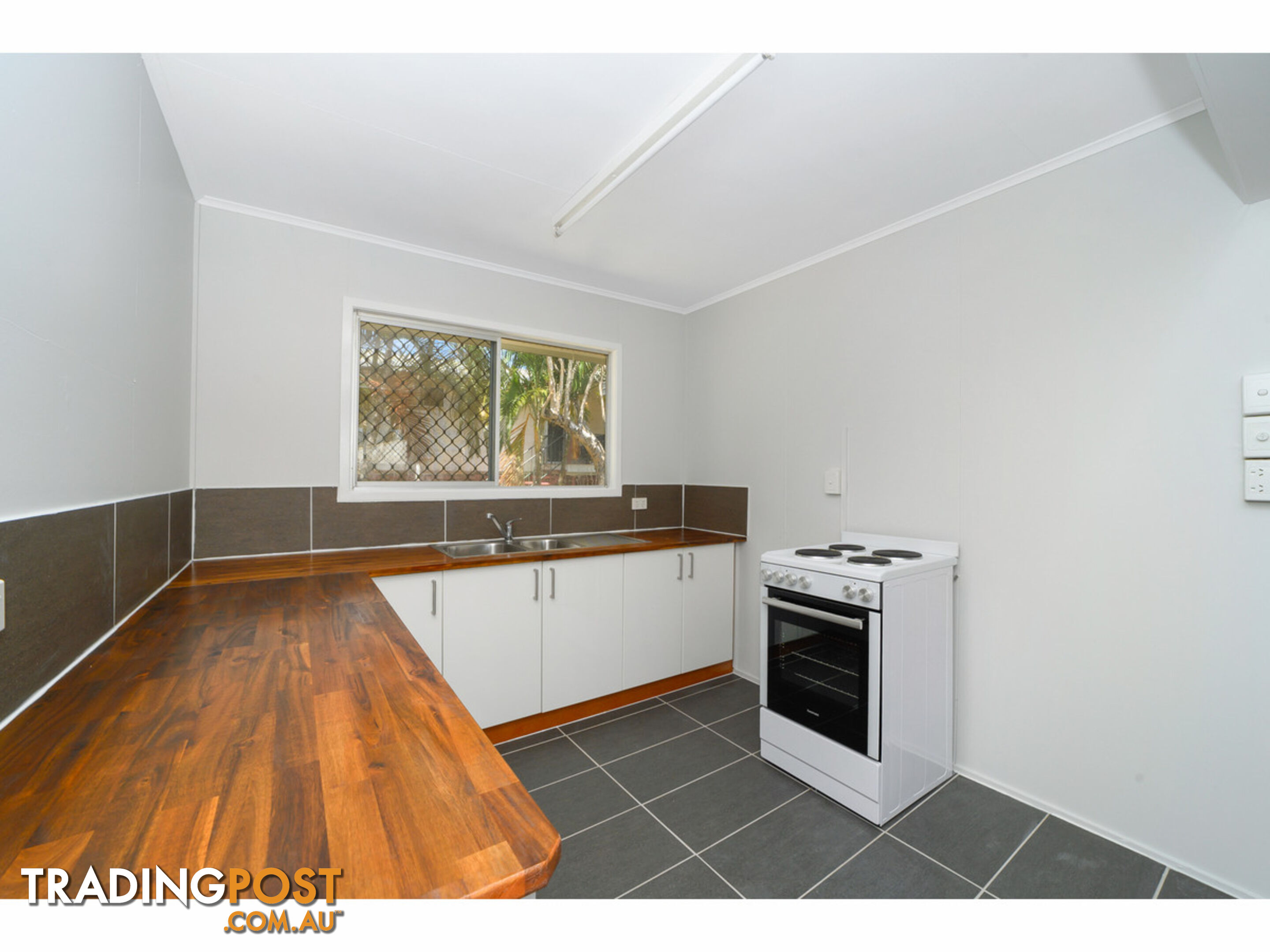 12 Kittyhawk Crescent Kirwan QLD 4817