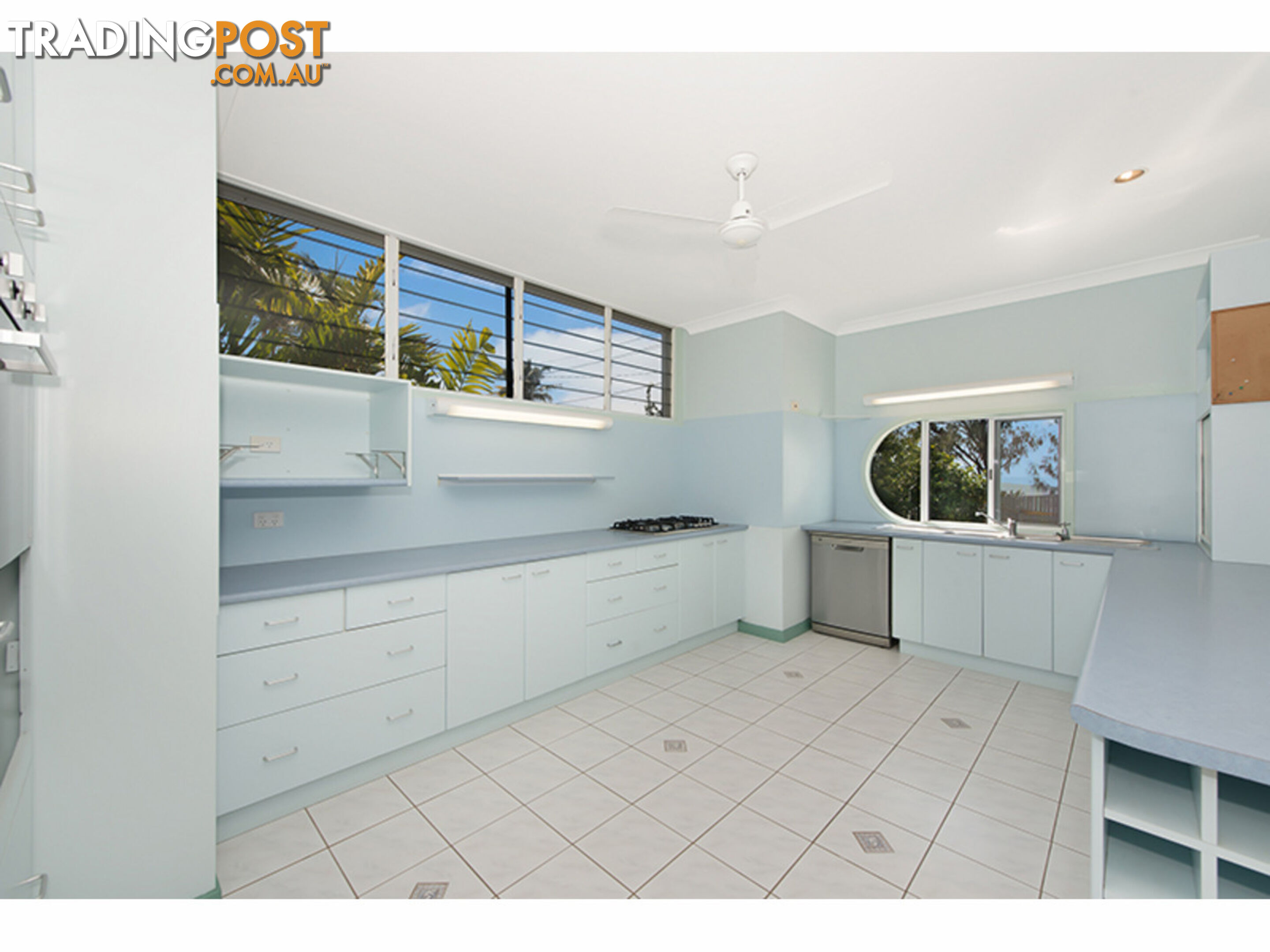 63 Cay Street Saunders Beach QLD 4818