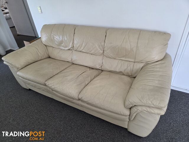 Free Leather 3 seater sofa & 2 chairs