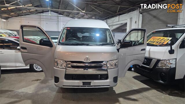 2017 Toyota Hiace GL High Roof 5 Doors