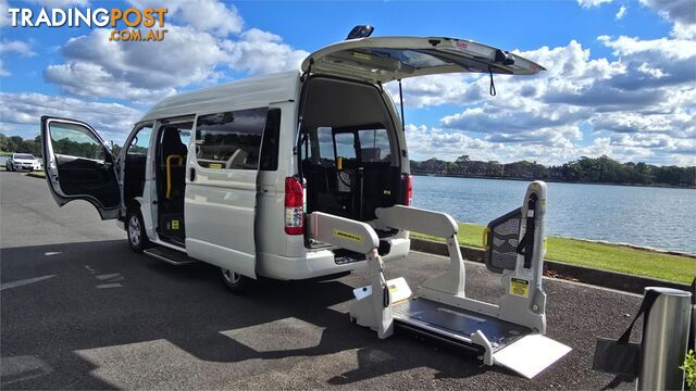 2017 Toyota Hiace Welcab - photo 2 of 34
