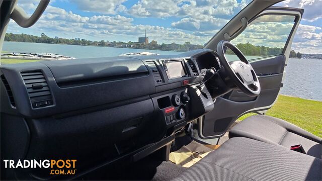 2017 Toyota Hiace Welcab - photo 5 of 34
