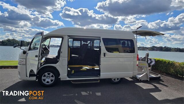 2017 Toyota Hiace Welcab - photo 4 of 34