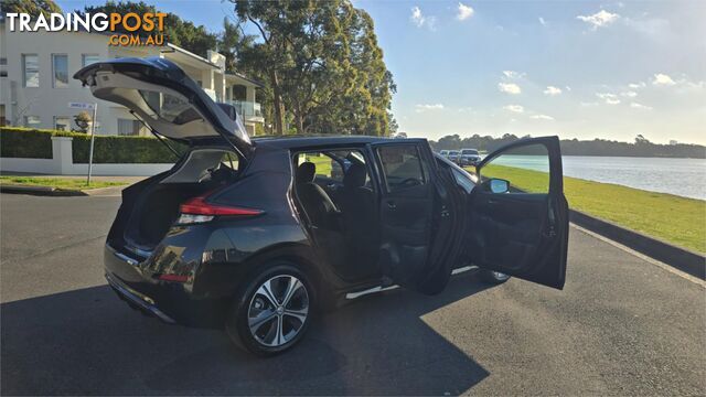 2019 Nissan LEAF - photo 4 of 32