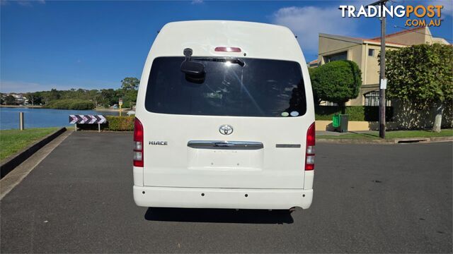 2007 Toyota Hiace - photo 4 of 32