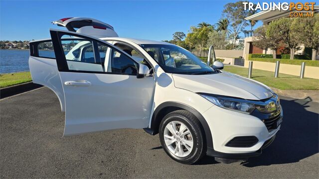 2021 Honda HR-V VTi - photo 4 of 36