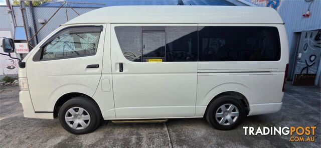 2013 Toyota Hiace Welcab - photo 4 of 18