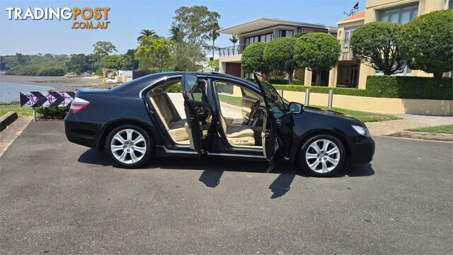 2010 Honda Legend - photo 4 of 38