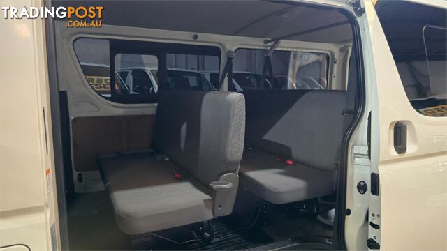 2016 Toyota Hiace - photo 2 of 19