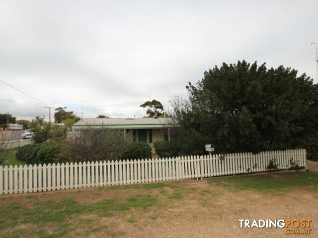 82 Coast Road MOONTA BAY SA 5558