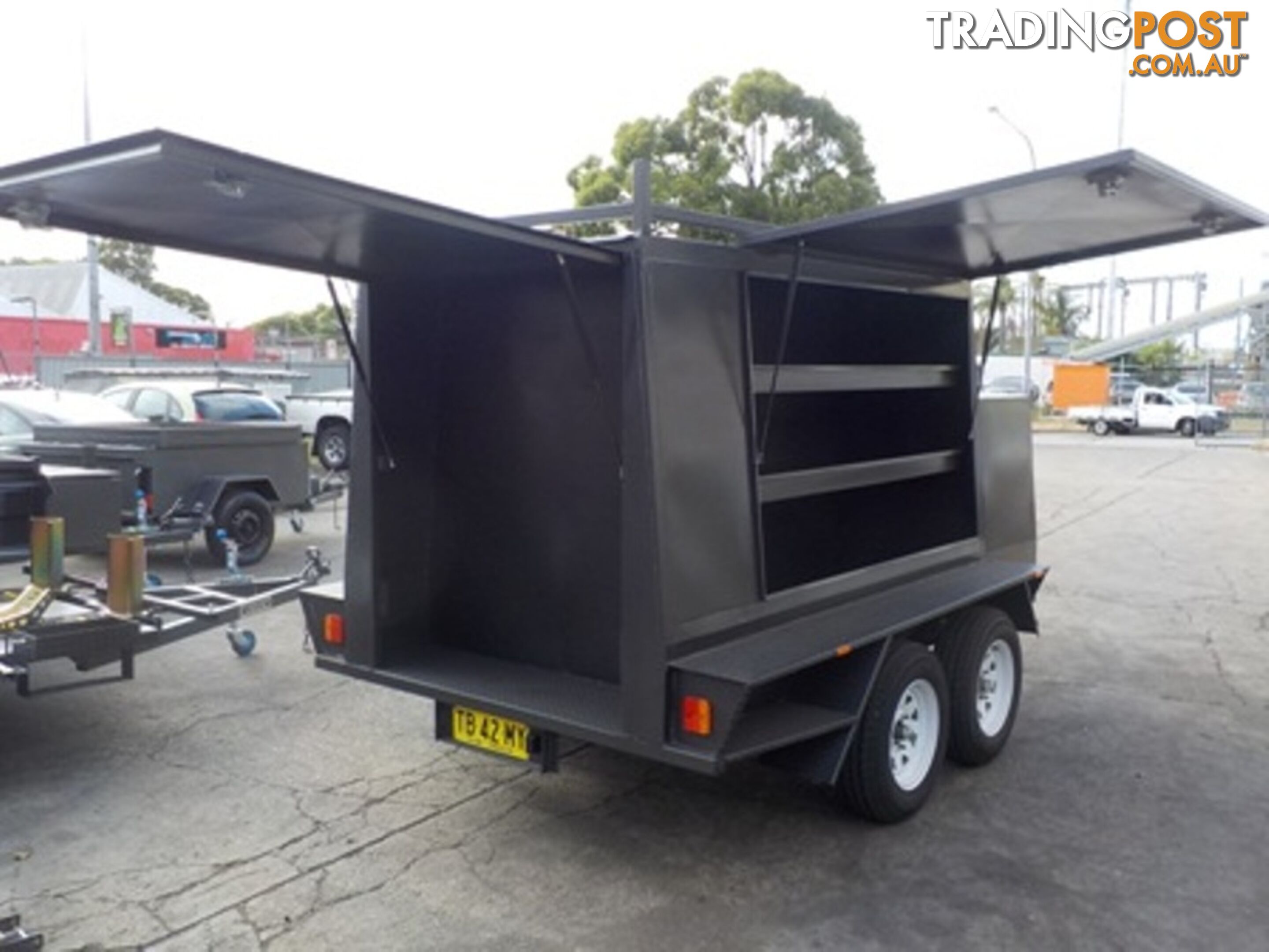 Builders Trailer with Dual Axle (Item 211)