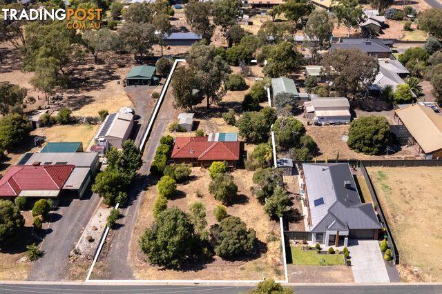 11 Tecoma Court Huntly VIC 3551