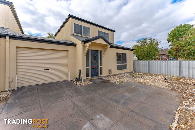 3 52A Raglan Street White Hills VIC 3550