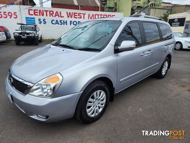 2010 KIA GRAND CARNIVAL Si VQ WAGON