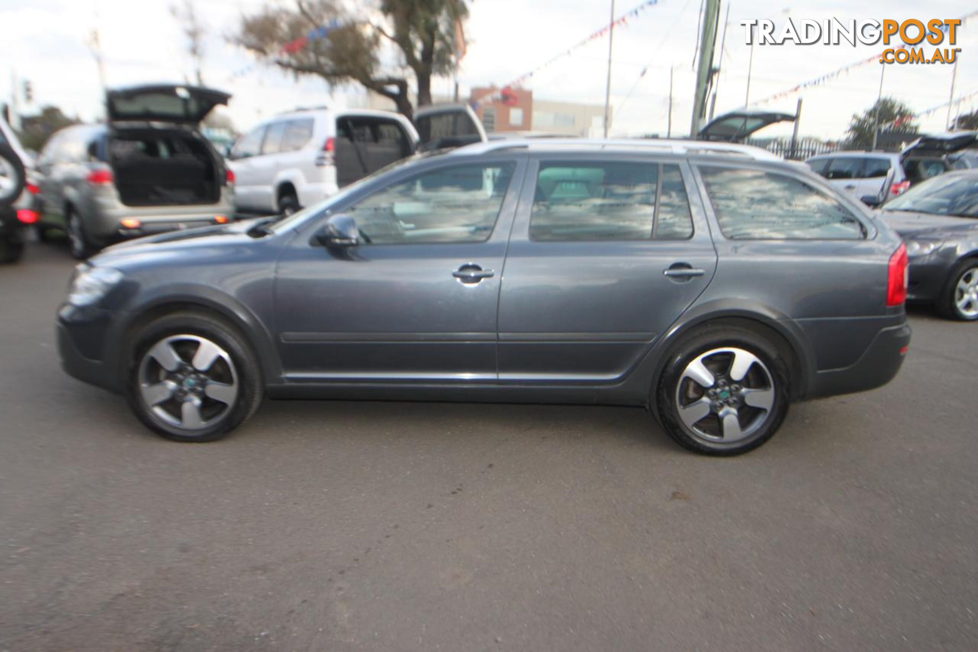 2011 SKODA OCTAVIA Scout Premium 103TDI 1Z WAGON