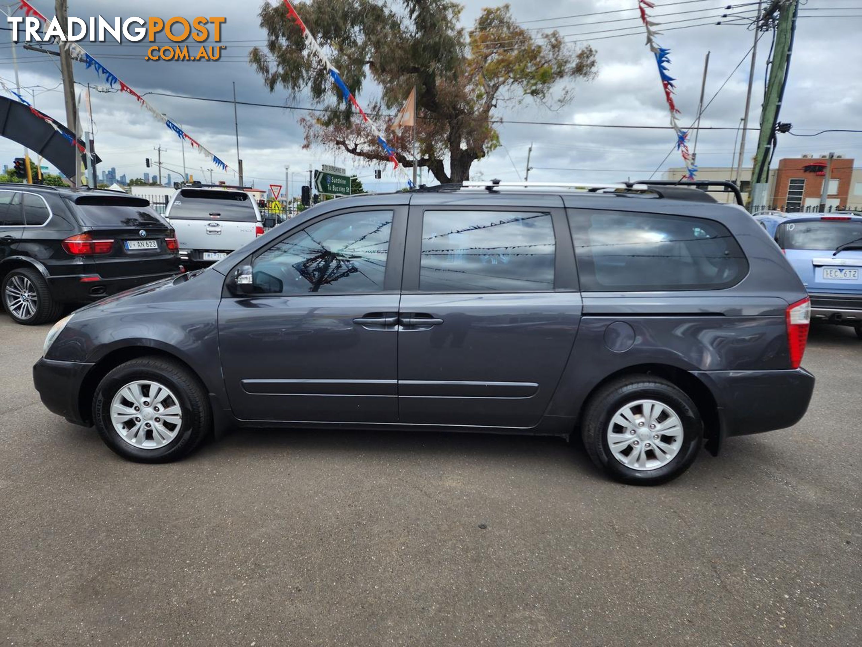 2012 KIA GRAND CARNIVAL Platinum VQ WAGON