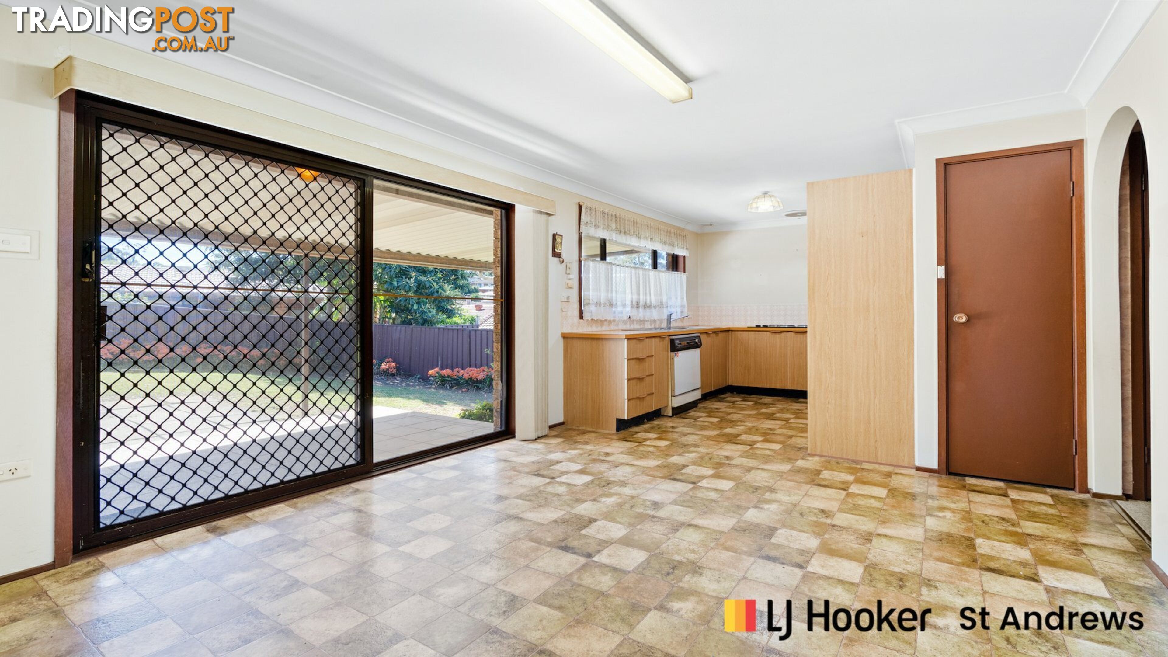 8 Arisaig Place ST ANDREWS NSW 2566