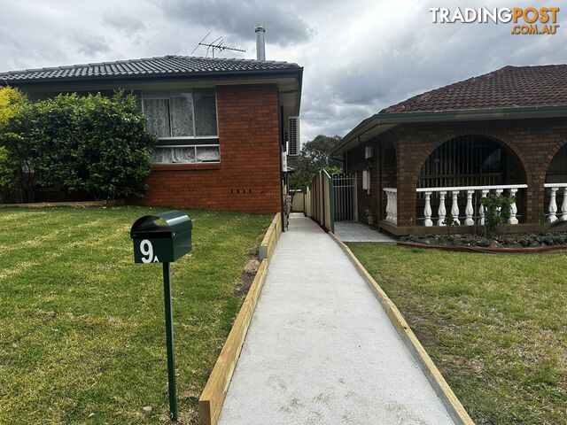 9a Peridot Close EAGLE VALE NSW 2558